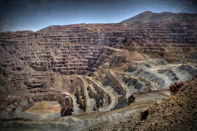 The Lavender Pit - The source of over 600,000 tons of copper between 1950 and 1974 - HDR