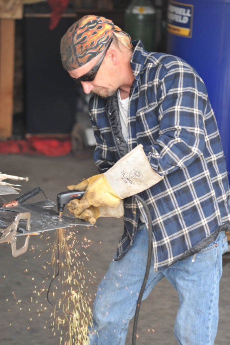 My bro plasma cutting parts for the Camel. My bro plasma cutting parts for the Camel.