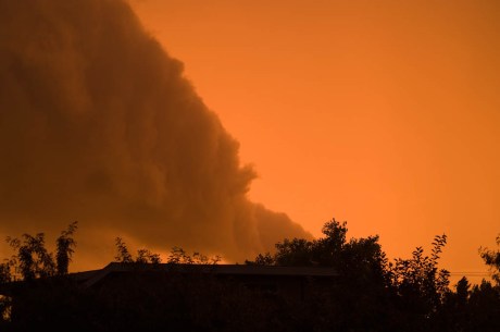 No photoshopping here, that's the actual evening sky.