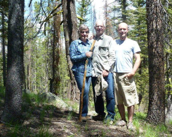 Lunch break before continuing on solo to the Bench Lakes.