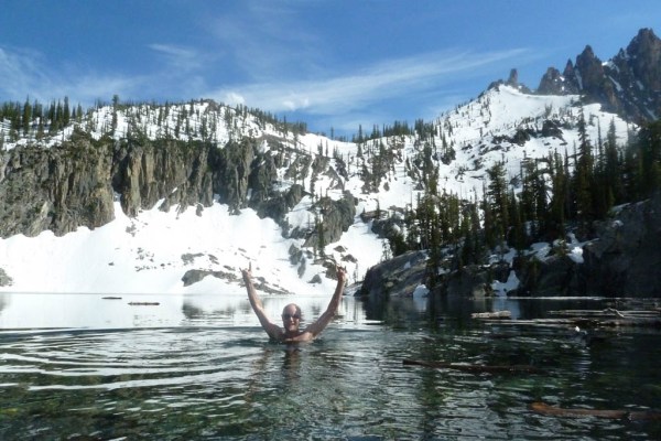 Ever wished 10 seconds could last an eternity? Try swimming in snow water while waiting for the camera's self timer to go off!