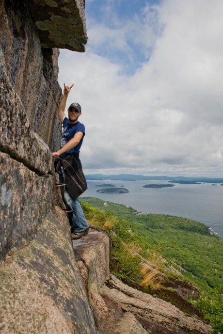 Good visibility after climbing through morning fog. Good visibility after climbing through morning fog.