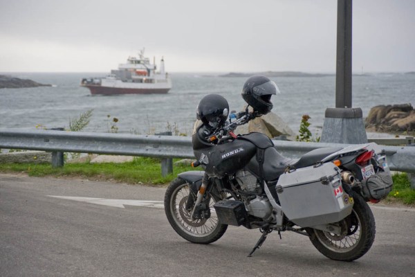Waiting for the ferry to Vinalhaven Island. Waiting for the ferry to Vinalhaven Island.