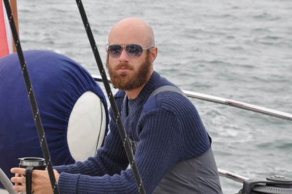 Coffee, wind, and sails raised. What could be better? (Photo by Dad)