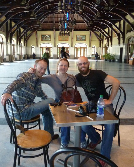 Joe, Kelli and I in the Mont-Royal lodge at the summit.