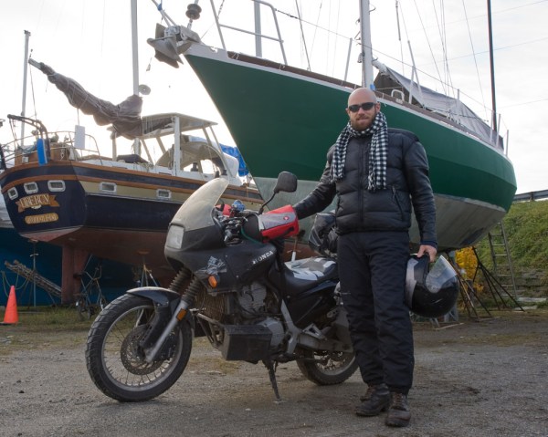 Beautiful riding weather (a nice balmy 30 degrees)!