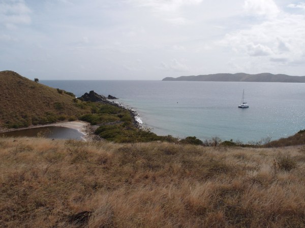Looking toward S/V Anchorless anchored off Salt Island near the wreck of the HMS Rhone. Looking toward S/V Anchorless anchored off Salt Island near the wreck of the HMS Rhone.