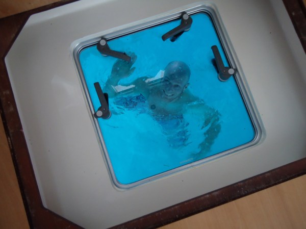 Knock, knock! Knock, knock!