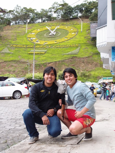 Andres Felipe & Emilio under the Zamora hillside clock. Andres Felipe & Emilio under the Zamora hillside clock.