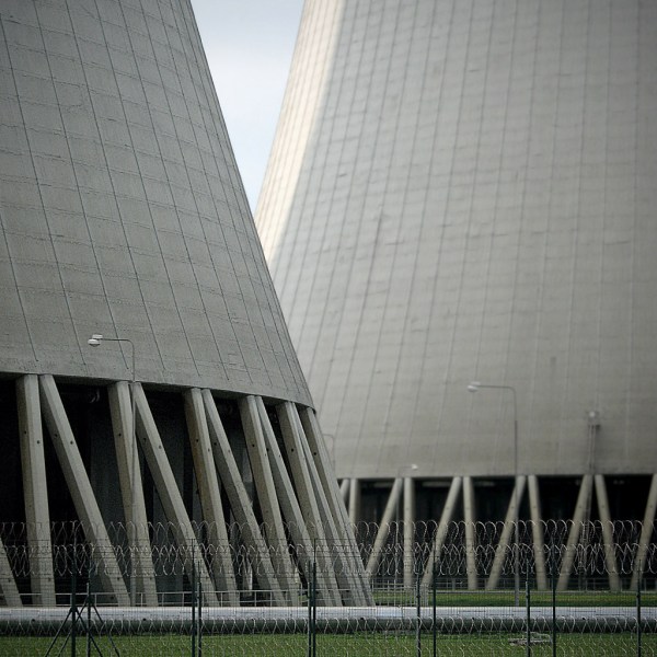 The 1,000 MW Temelín Nuclear Power Station near České Budějovice.