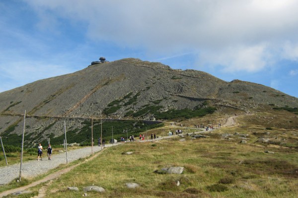 Almost there! Trail running to the summit of Sněžka Peak, at this point the trail leads along the ridge line which serves as the international border between the Czech Republic and Poland.